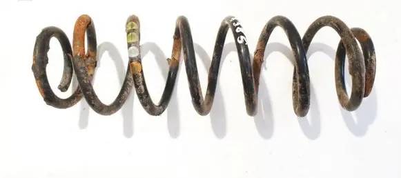 Volkswagen Polo IV 9N3 Rear coil spring