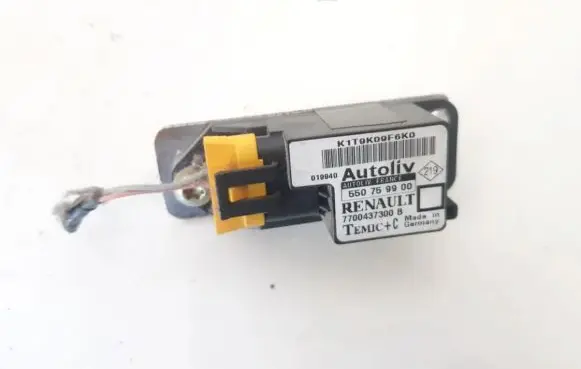 Renault Megane I Airbag deployment crash/impact sensor 7700437300b 550759900
