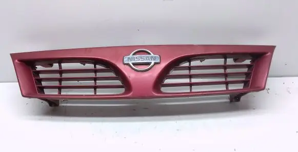 Nissan Almera Front bumper upper radiator grill 623100N000