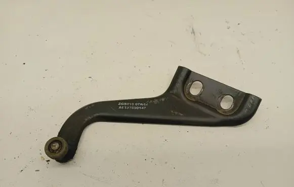 Mercedes-Benz Vito Viano W639 Sliding door upper roller guide/hinge A6397600147 ZGS01607W08