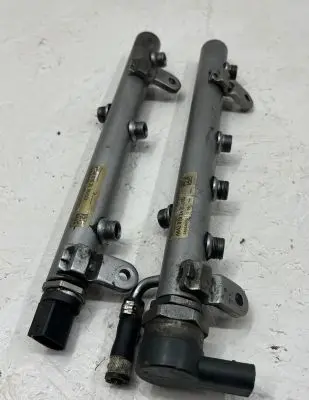 Mercedes-Benz C W204 Fuel main line pipe A6420702595 0806300492