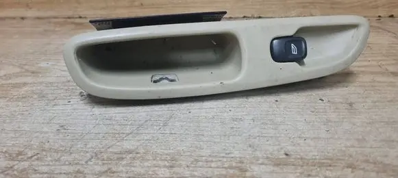 Volvo S80 Electric window control switch 30658696