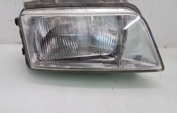 Audi A4 S4 B5 8D Headlight/headlamp