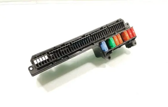 BMW 5 E60 E61 Fuse module 6957330