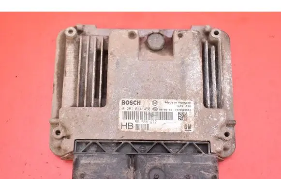 Opel Vectra C Engine control unit/module ECU 55566277