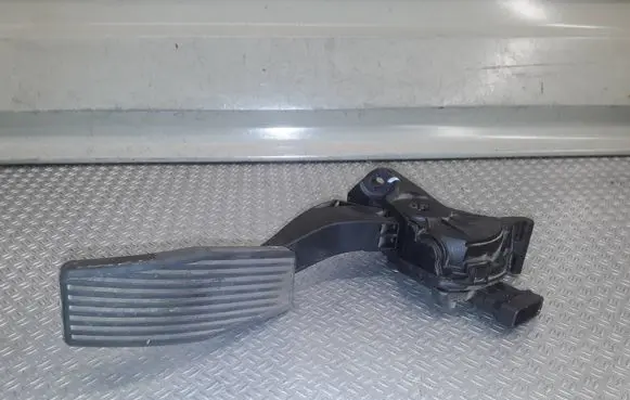 Opel Insignia A Accelerator throttle pedal 6PV00976500 13237352
