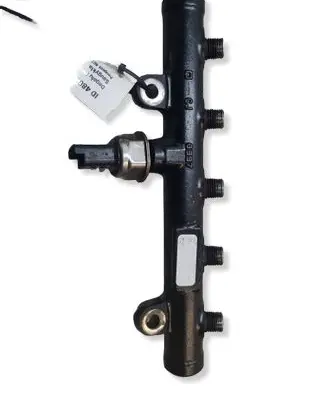 Peugeot 407 Fuel distributor 