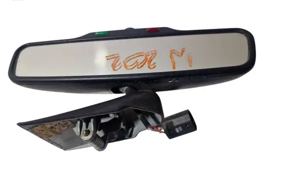 Rear view mirror (interior)