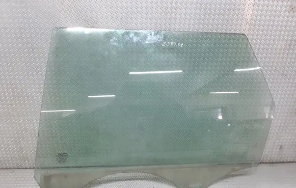 Volvo V50 Rear door window glass