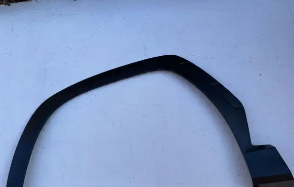 Hyundai Tucson TL Front arch trim 