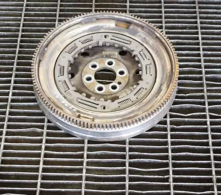 Audi A3 S3 8V Flywheel 04E105266K