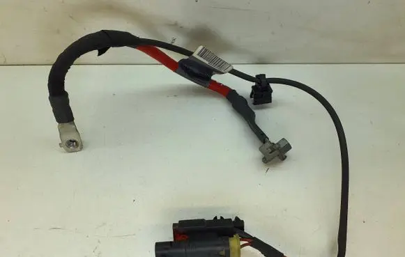 Mercedes-Benz C W204 Positive cable (battery) A2044402232