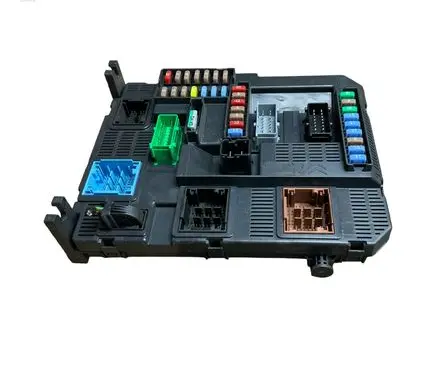 Peugeot 208 I Fuse module 9807532080 80609L07 091ZZZ09