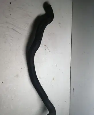 Volvo XC90 Engine coolant pipe/hose