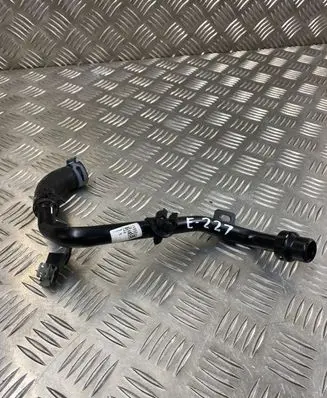 Audi A4 S4 B9 Engine coolant pipe/hose 04L122157BT