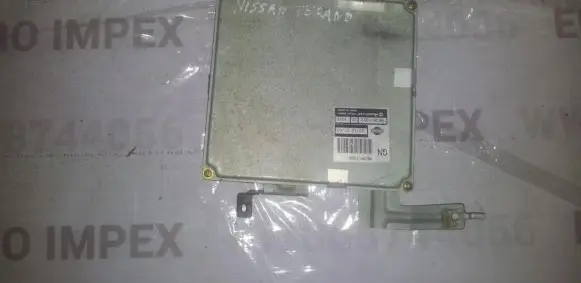 Nissan Terrano Engine control unit/module 237100F300 MECMT930