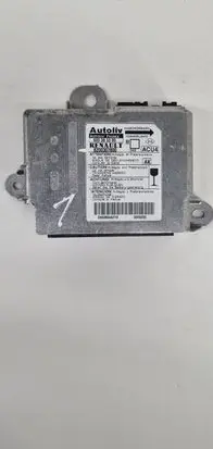 Renault Megane III Airbag control unit/module 8200307800