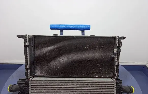 Audi A4 S4 B8 8K Coolant radiator 8K0121251L