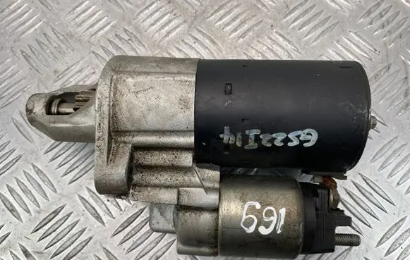 Mercedes-Benz S W221 Starter motor A0061515901