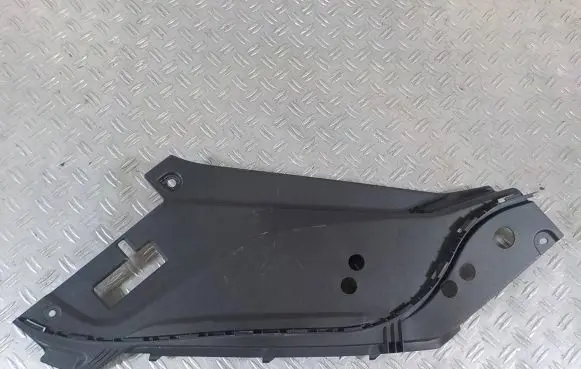 Radiator trim