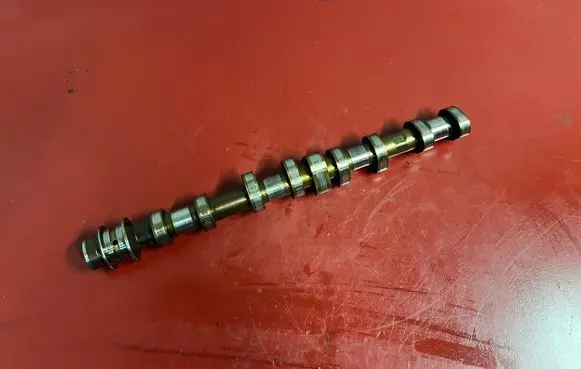 BMW X3 F25 Camshaft 