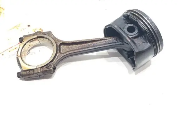Opel Corsa E Piston with connecting rod B14XER
