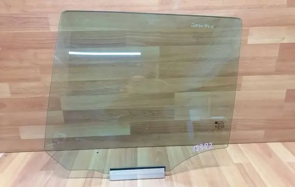 Opel Zafira B Rear door window glass 93184337 13132370 AS2M3240DOT682