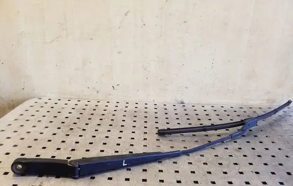 Volkswagen Tiguan Front wiper blade arm 5N2955409