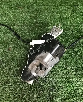 Citroen Jumpy Front door lock 9681335380WLX 40517149