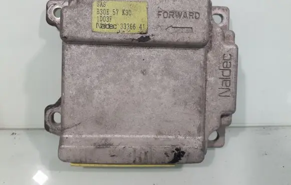 Mazda 323 Airbag control unit/module 3326641