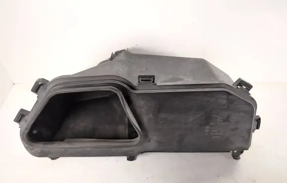 Air filter box