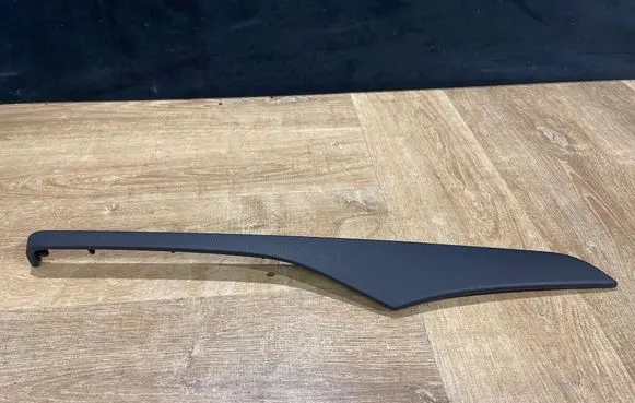 Mercedes-Benz SL R231 Front door card panel trim A2317200748
