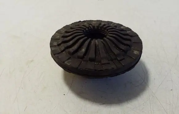 Audi A6 S6 C6 4F Front coil spring rubber mount 4F0412377D