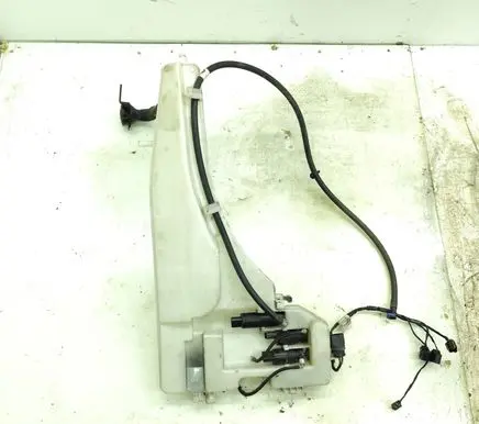 BMW X5 E70 Windshield washer fluid reservoir/tank 7190998 7161476 7184713