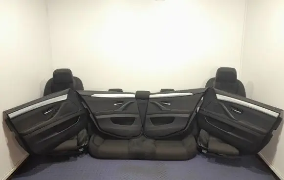 Seat set