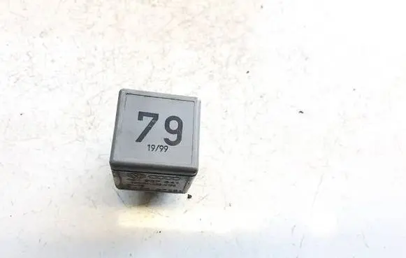 Volkswagen Golf IV Other relay 191927841