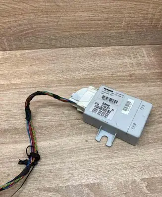 BMW 5 F10 F11 Air suspension control unit module (rear) 6799677 031765 WITHPLUG