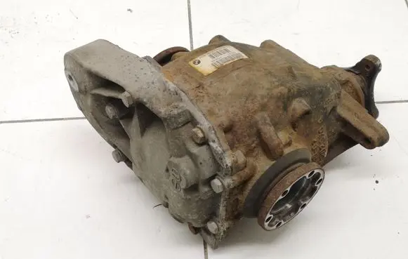 BMW 1 E81 E87 Rear differential 7566169 756616902