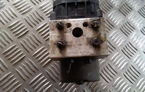 Nissan Almera N16 ABS Pump 0265216787 476604U103 0273004505