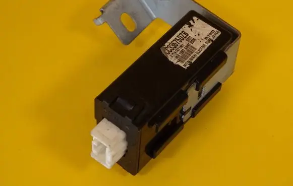 Door central lock control unit/module
