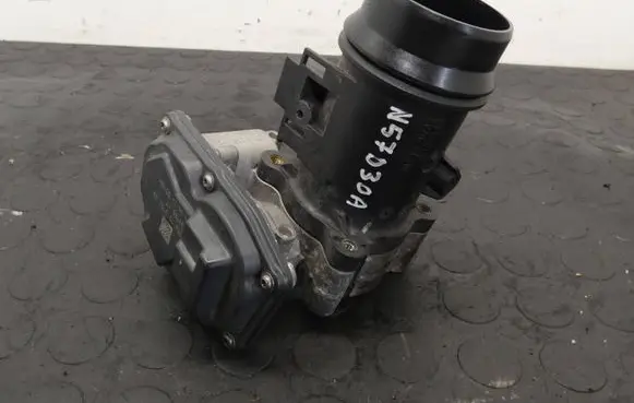 BMW 4 F36 Gran coupe Throttle valve 7810752