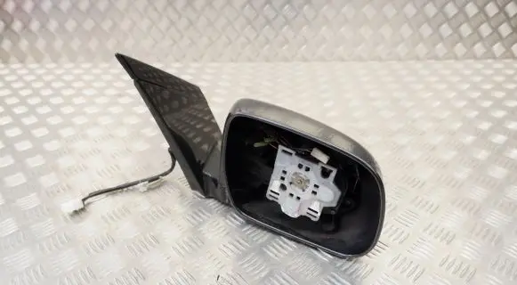 Lexus RX 330 - 350 - 400H Front door electric wing mirror