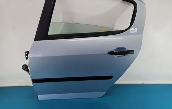Peugeot 407 Rear door IMPRK1545720