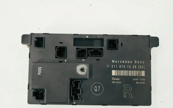 Mercedes-Benz E W211 Door control unit/module A2118701226 2118701226