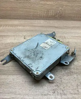 Mazda 323 Engine control unit/module ECU B67KB 79745628