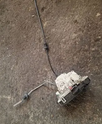 Dodge Journey Front door lock