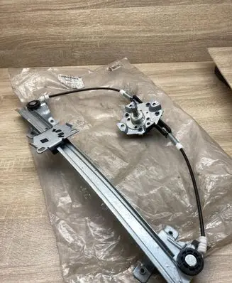 Opel Kadett E Front window lifting mechanism without motor 90186593 LEFTSIDE