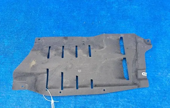 BMW X3 G45 Engine splash shield/under tray 5A35F72