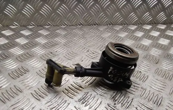 Ford Focus clutch release bearing 