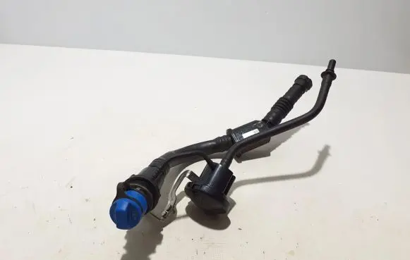 Mercedes-Benz GLC C253 Fuel tank filler neck pipe A2534708800